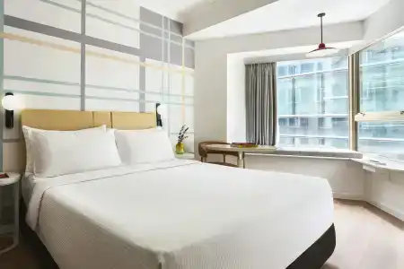 YING’nFLO, Wesley Admiralty, Hong Kong - 3