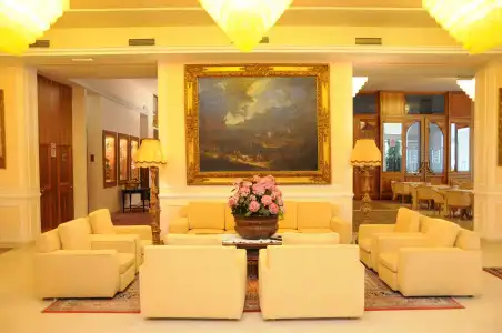 Grand Excelsior - 1