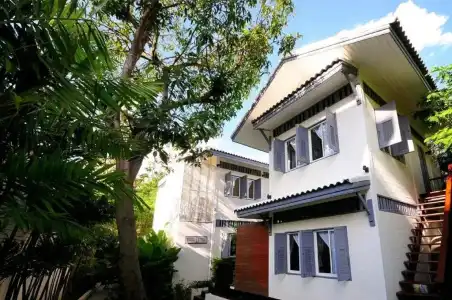 Baan Noppawong - 36