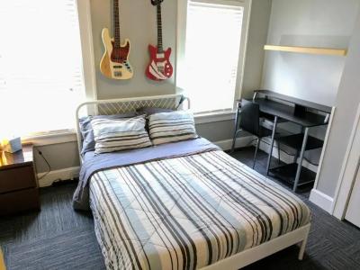 The Wayfaring Buckeye Hostel - 86