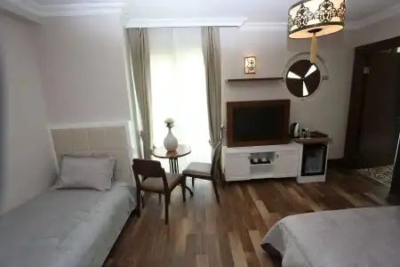 K Suites - 5