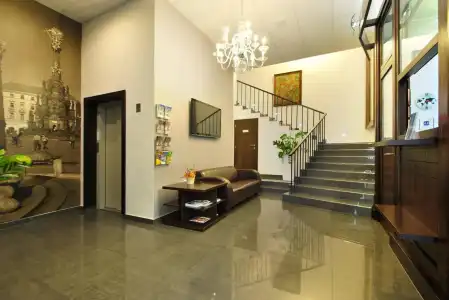 Palác - 10