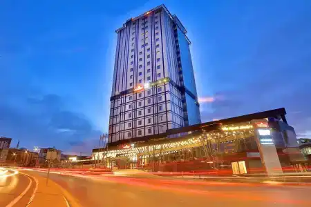 TRYP by Wyndham Basın Ekspres - 0