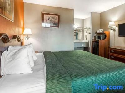 Quality Inn & Suites Macon North - 27