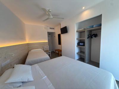 Hostal Rom - 27