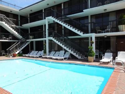 Alamar Resort Inn - 9