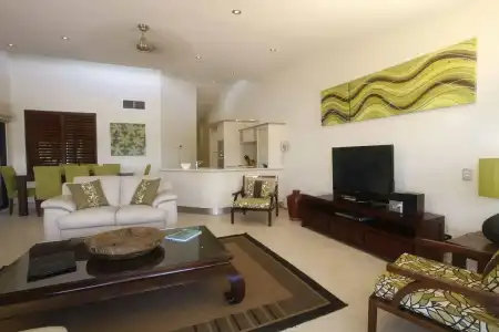 Saltwater Luxury Apartments - 39