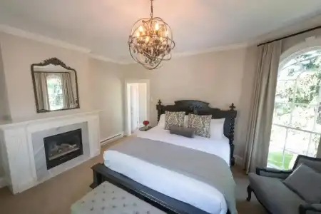 Serenity Inn Newport - 80