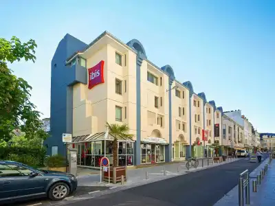 Ibis Pau Centre - 0
