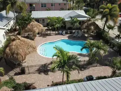 Siesta Palms By the Beach - 9