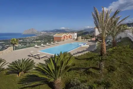 Parco Degli Aromi Resort & Spa - 16