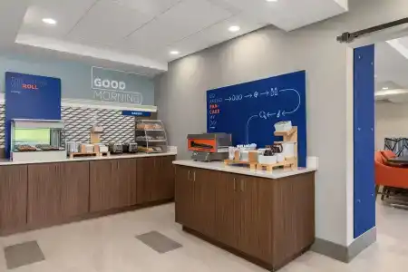 Holiday Inn Express Fayetteville – Fort Bragg by IHG - 18