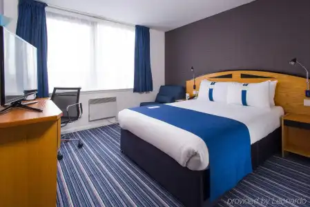 Holiday Inn Express Bristol City Centre by IHG - 2