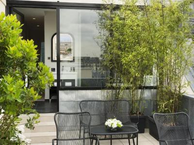 Le Narcisse Blanc & Spa - 165