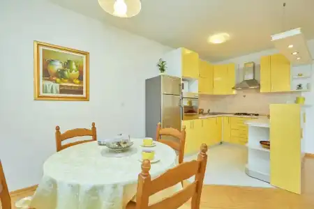 Apartments Zelic Tucepi - 14