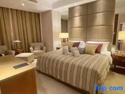 Kai Wah Plaza International - 109