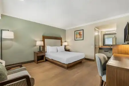 Best Western Plus Burnaby - 39
