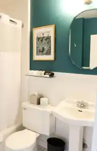 Emerson Inn - 106