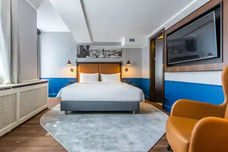 Radisson Blu - 108