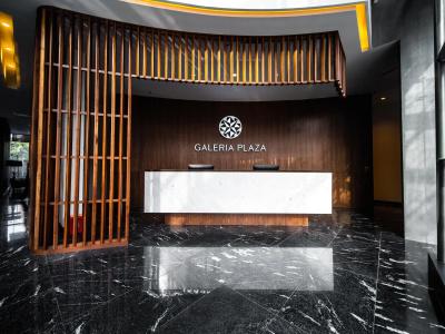 Galeria Plaza San Jeronimo - 14