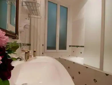 Hôtel LOUISON - 10