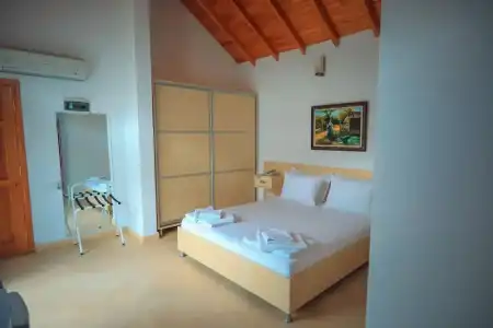 Yonca Butik - 2