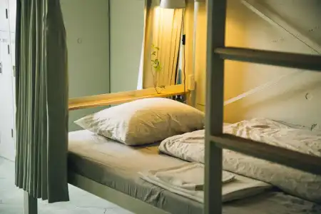 Nui. Hostel & Bar Lounge - 30