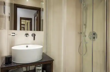 Park Grand Paddington Court - 10