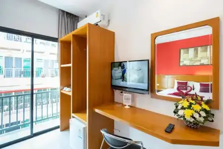 PJ Patong Resortel - 59
