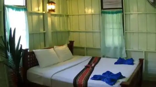 Tree Top River Huts - 34