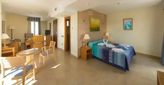 Punta del Cantal Suites - 66