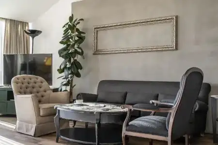 Ansen Suites - 105