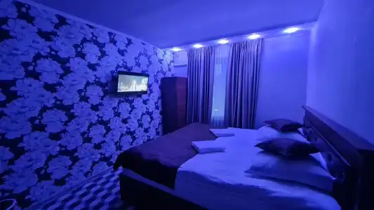 Status House - 23