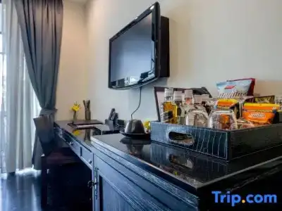 Aruntara Riverside Boutique - 159