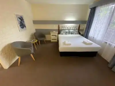 Mahogany Motel - 52