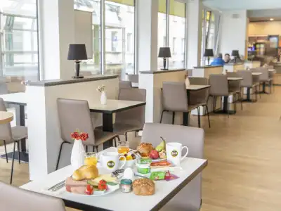 B&B Nürnberg-City - 18