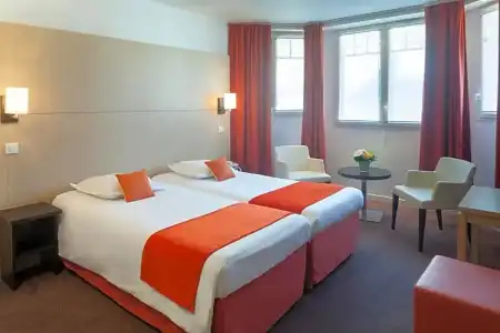 Hôtel Red Fox - 57