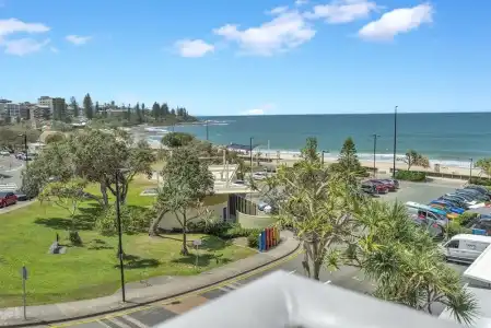 Rolling Surf Resort - 212