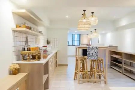 Amaka Bed & Breakfast - 10