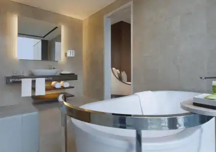 The Westin Singapore - 8