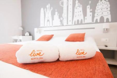 Hostal Live Barcelona - 57