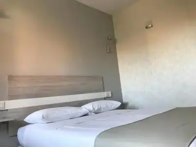 Grand Cap Rooftop Pool - 61