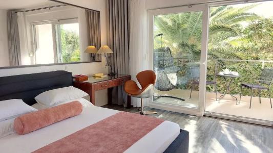 Refresh Boutique Apartments - 253