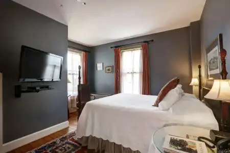 200 South Street Inn - 27