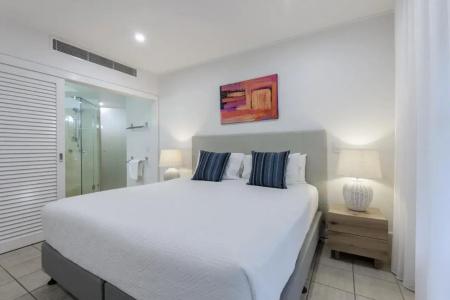 Mandalay Luxury Beachfront Apartments - 5