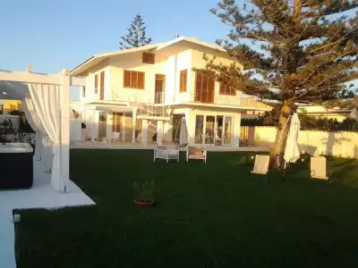Room in B&B - Suitebeach bnb and Resort - 25