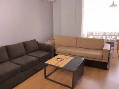 Oda Tirana - 121