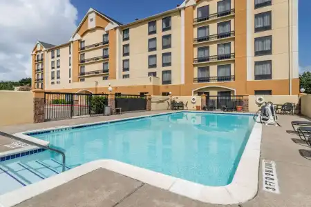Sonesta Essential NW Houston - 14