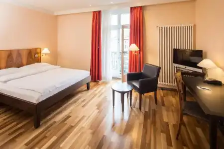 Schweizerhof Basel - 81