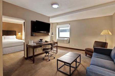 Four Points By Sheraton Peoria - 85